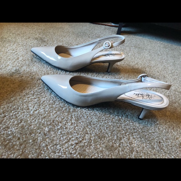 Nude heels - Picture 1 of 3
